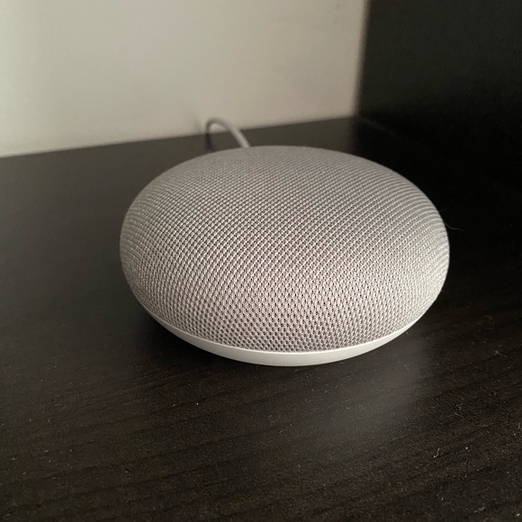 Google Home Mini - Picture 2 of 2